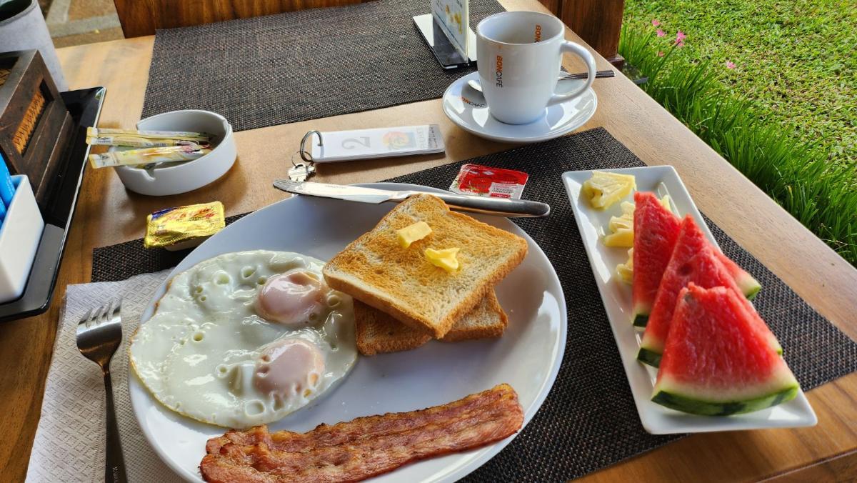 Set 1 full breakfast
