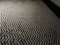 Fryktelig skittent i gangen.