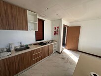 フルキッチンで部屋は快適