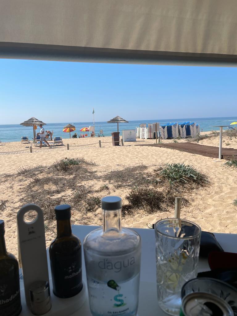 Very friendly restaurant on the beach - less than 10 min walk 