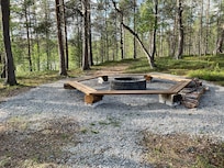 Bålhygge ved hotellet