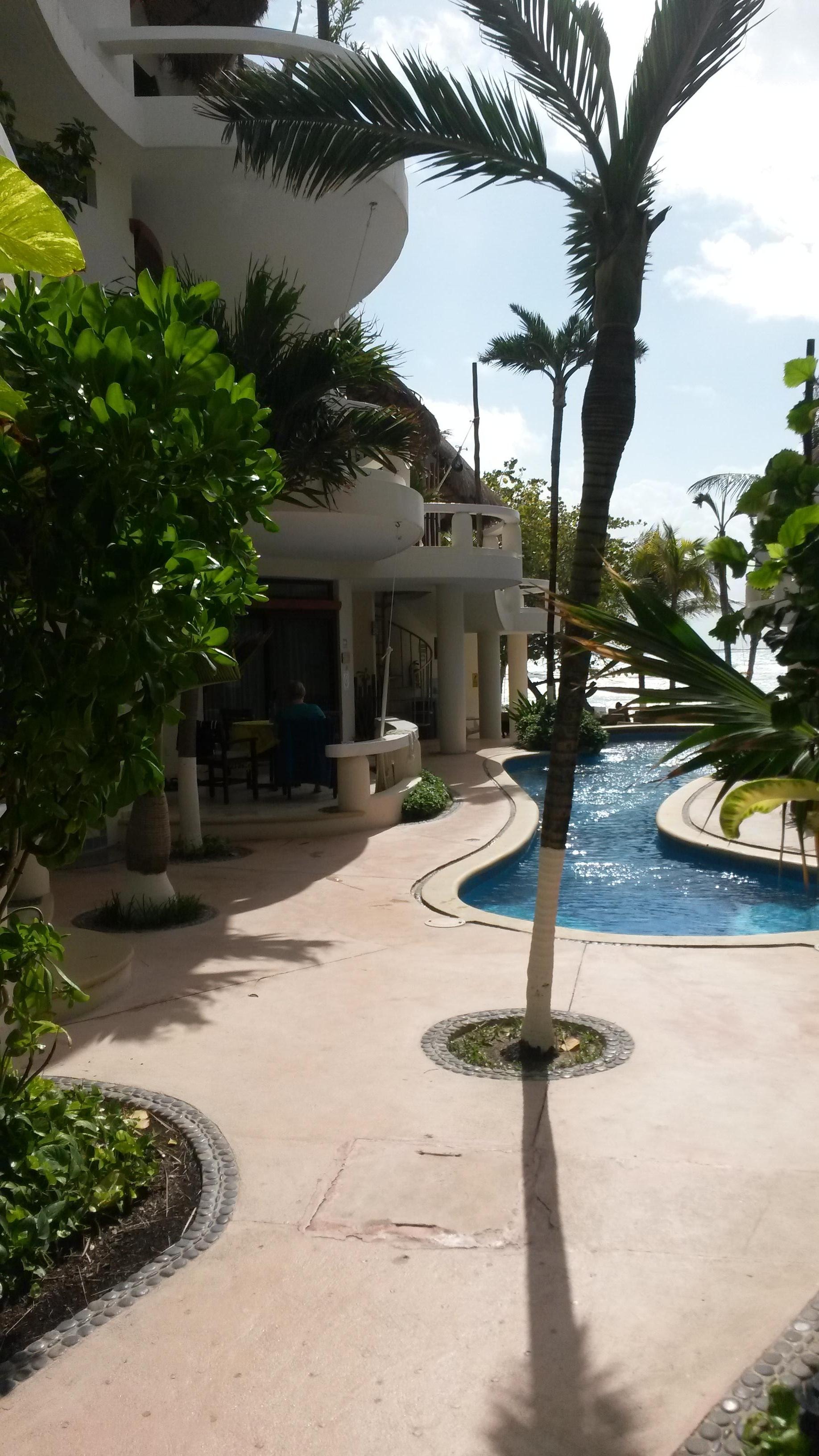 pool & beach