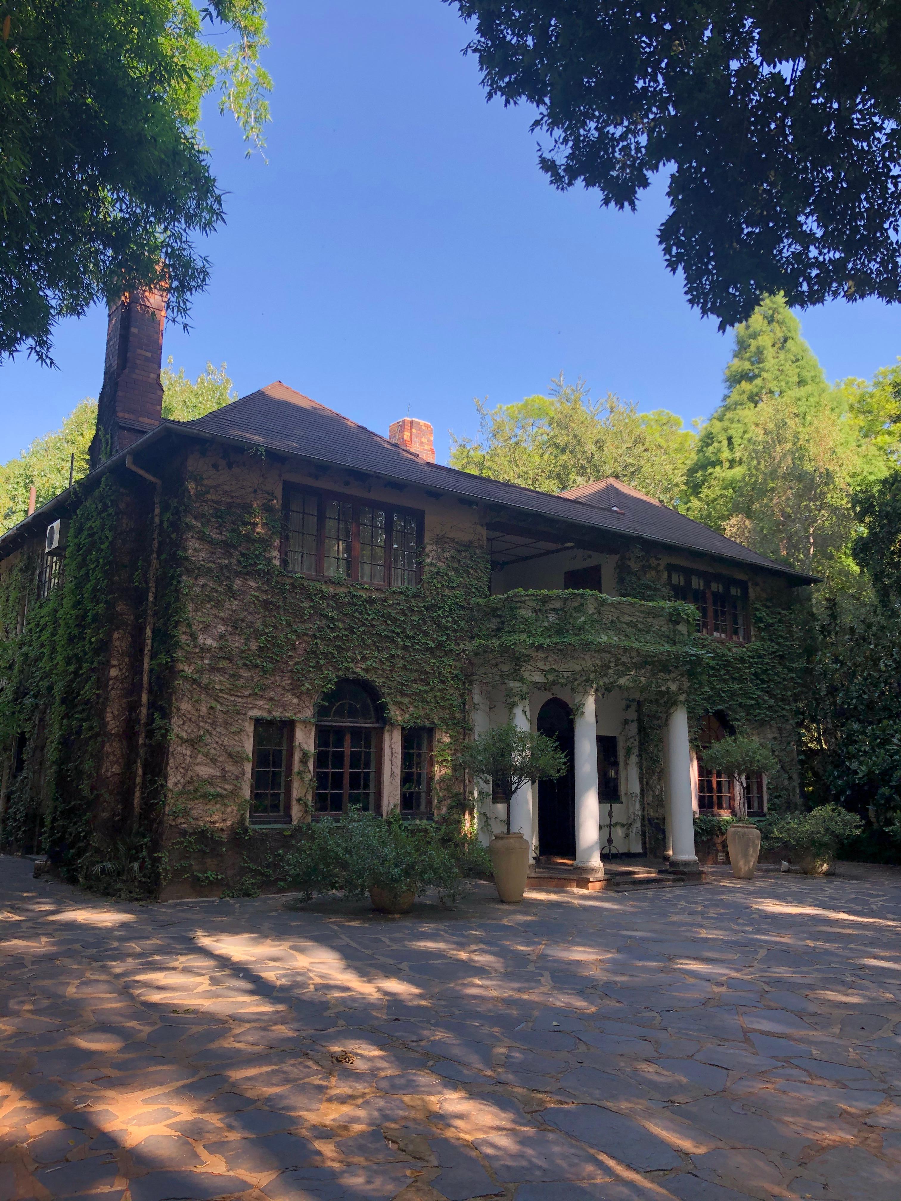 The original house with restaurant and two hotel rooms.