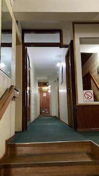 Der Gang zu Zimmer 304