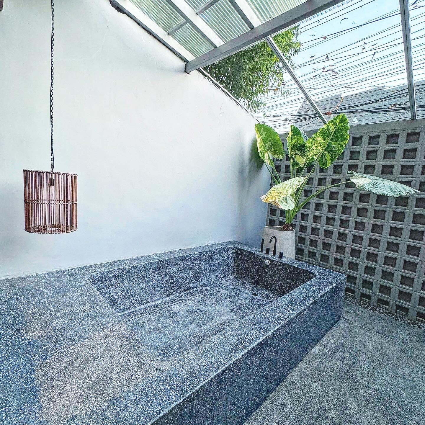 Like villa and strongly recommend using bubbles!!!!