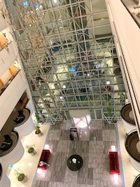 Hotel lay out, nice and welcoming