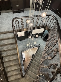 A few people mentioned the stairs. There are a lot of them, so if you cannot do stairs, definitely mention that in your booking!