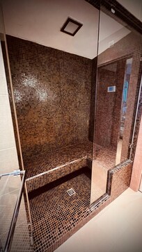 Hammam in room