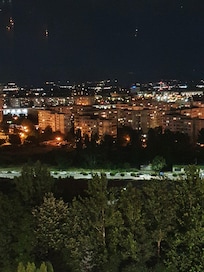 5th floor room