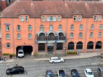 Veldig god beliggenhet midt i sentrum.