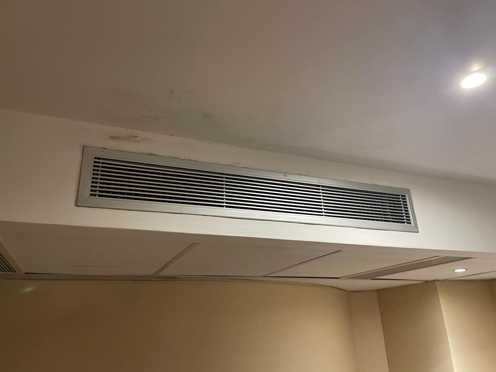 Dirty AC gap