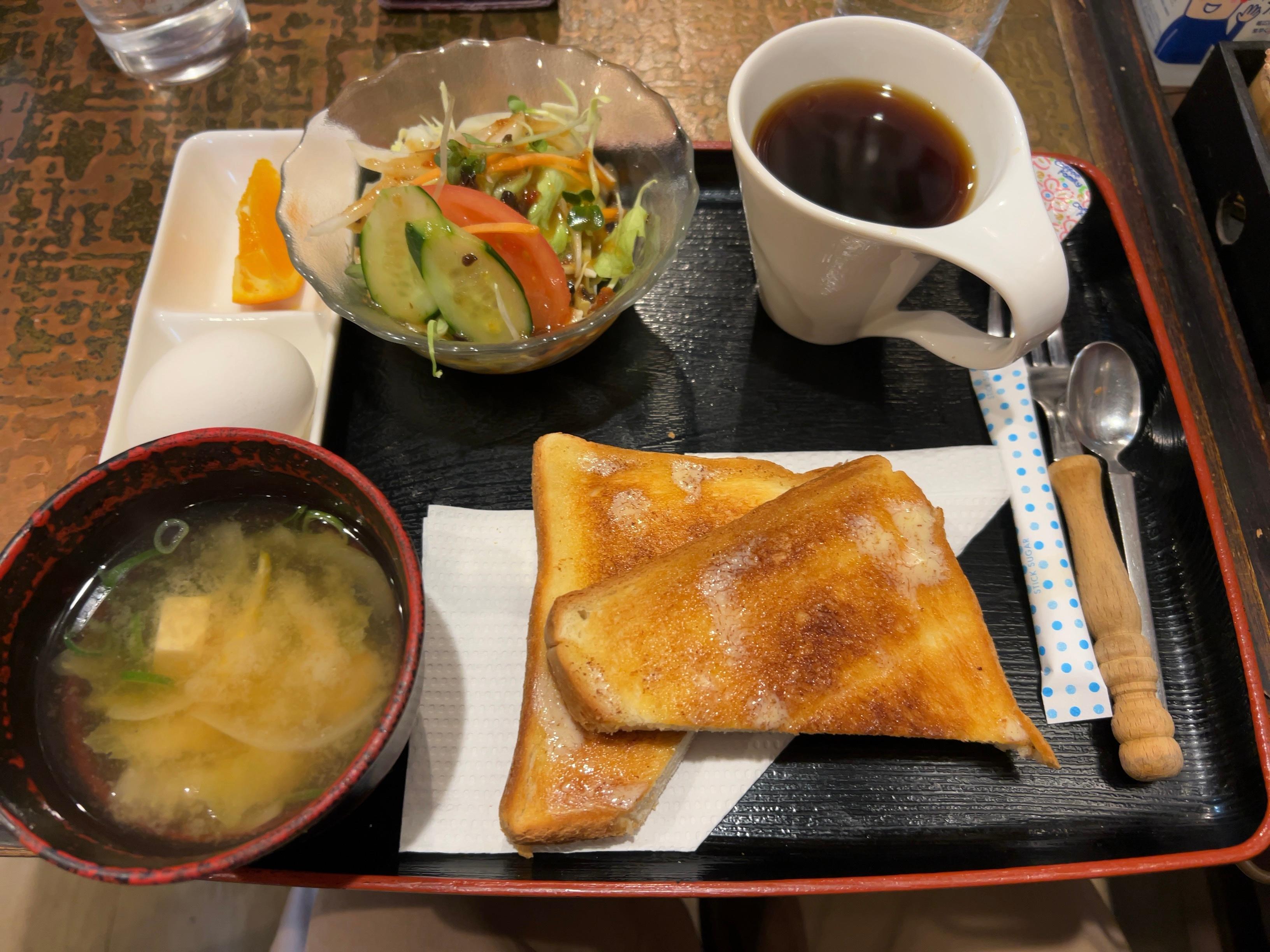 朝食提供飲食店リストにあった「さくら乃カフェ」にて