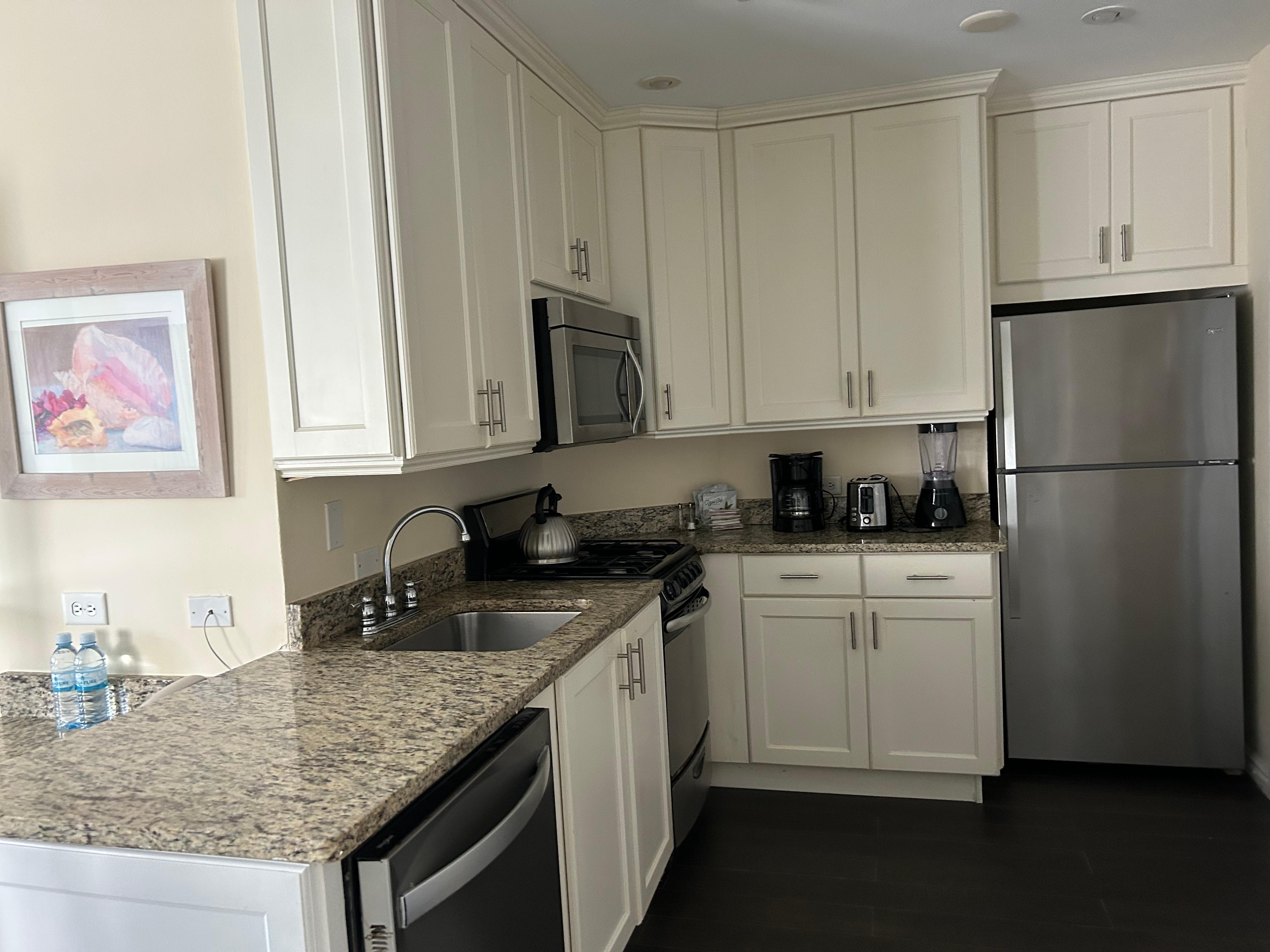 Fully stocked Kitchen 