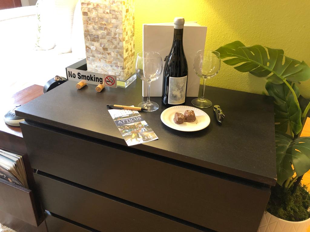 Welcome wine & chocolates