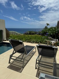 privatsitzplatz mit pool