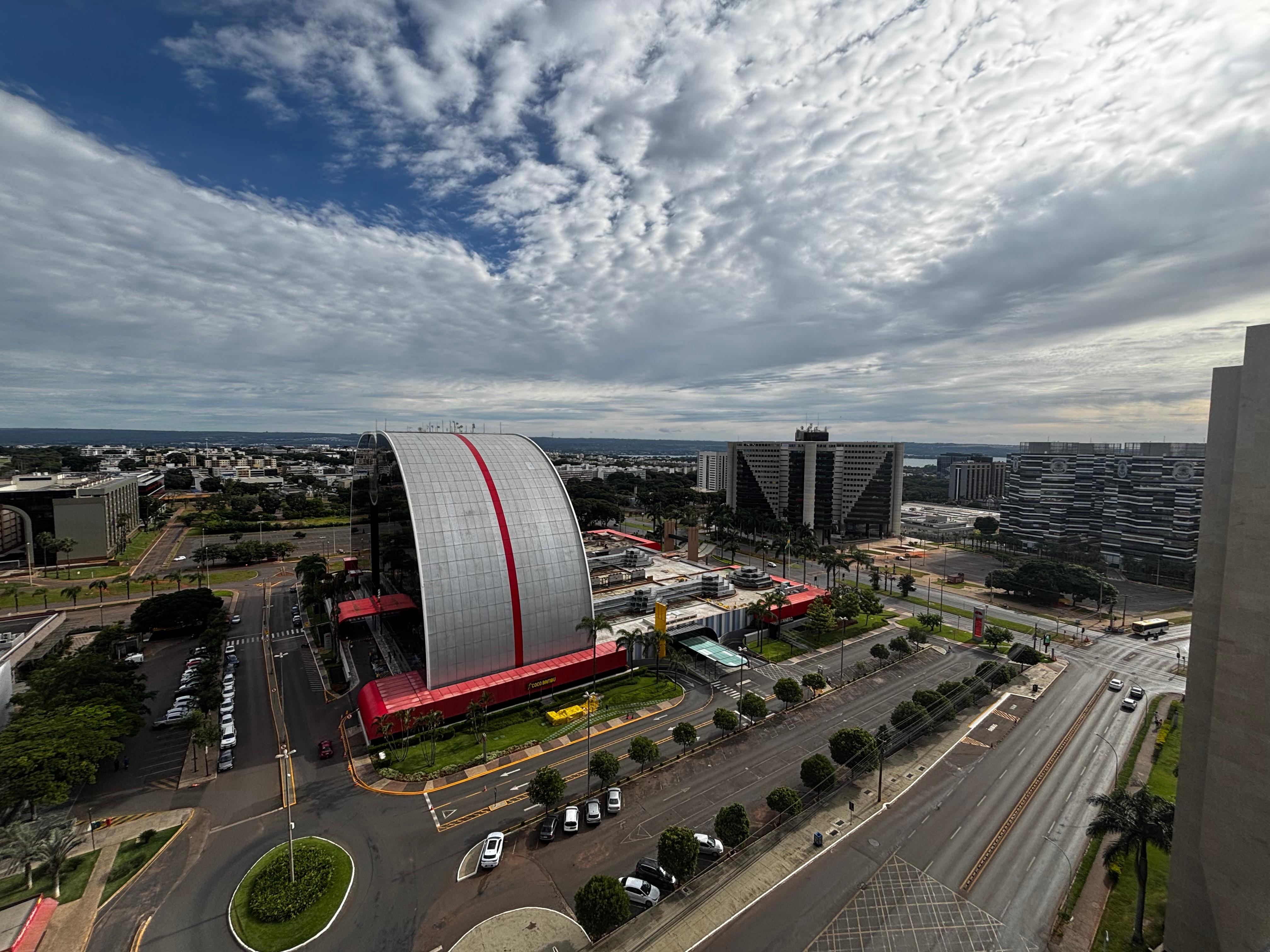 Vista de Brasília a partir da varanda do quarto 