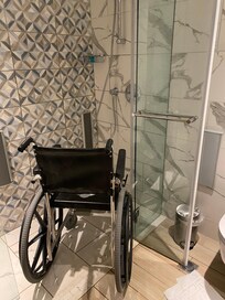 Not enough room to fit the whole chair in the shower