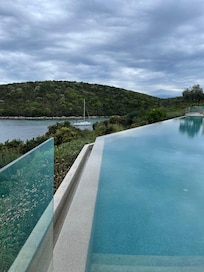 Adult infinity pool