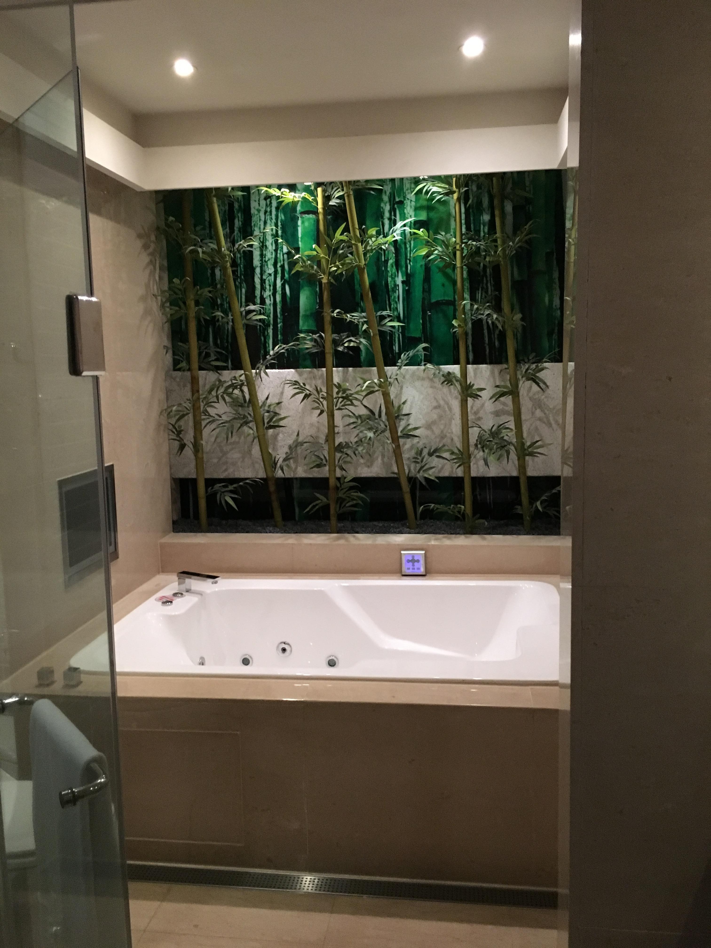 Tub
