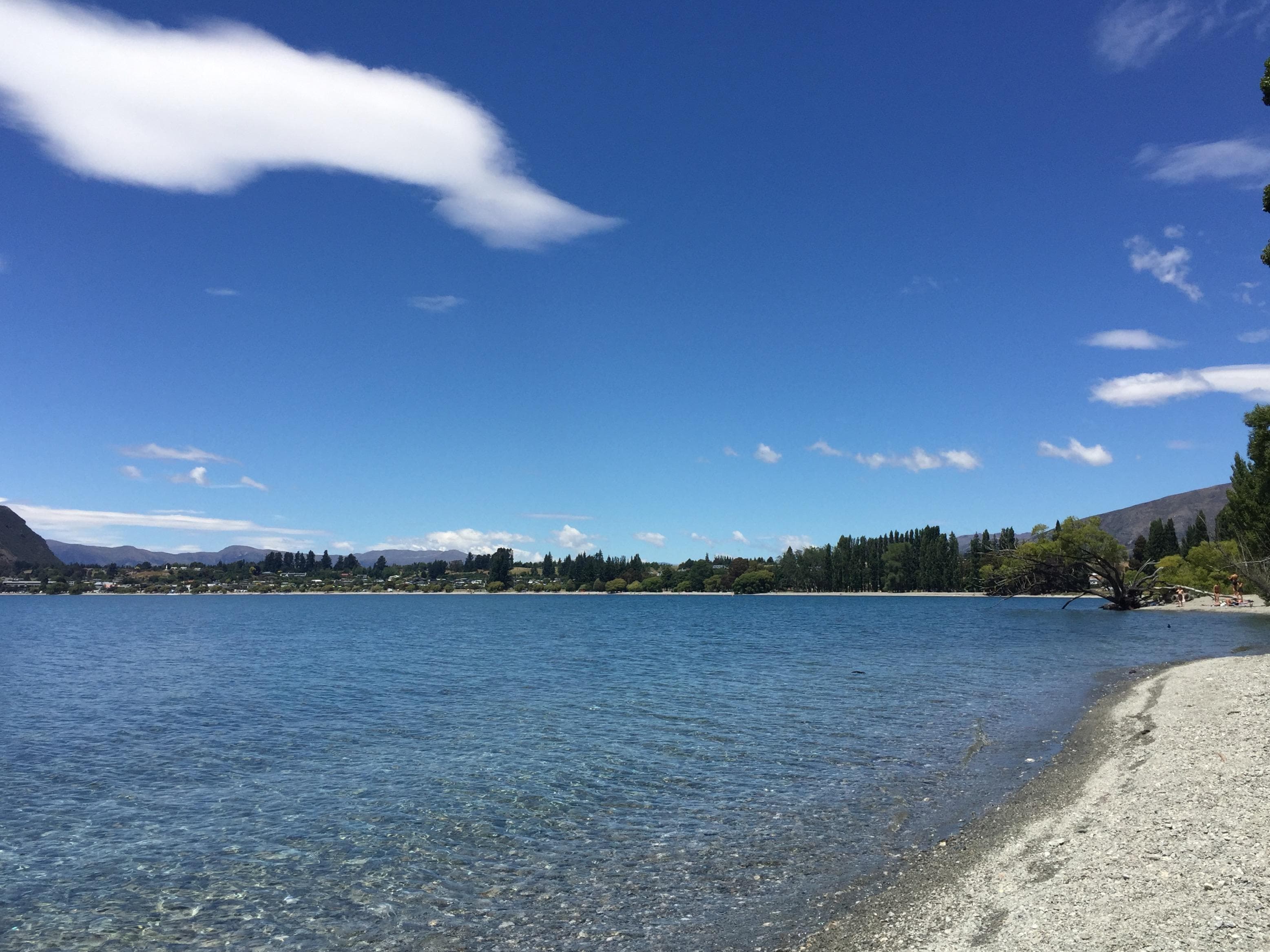 Lake front at hotel