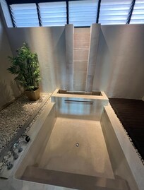 Tub