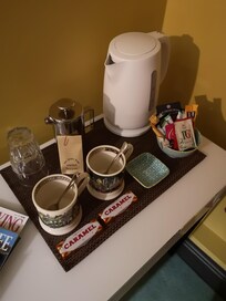 Brilliant morning set-up, with house blend filter coffee