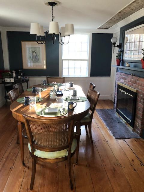 Kitchen and breakfast room