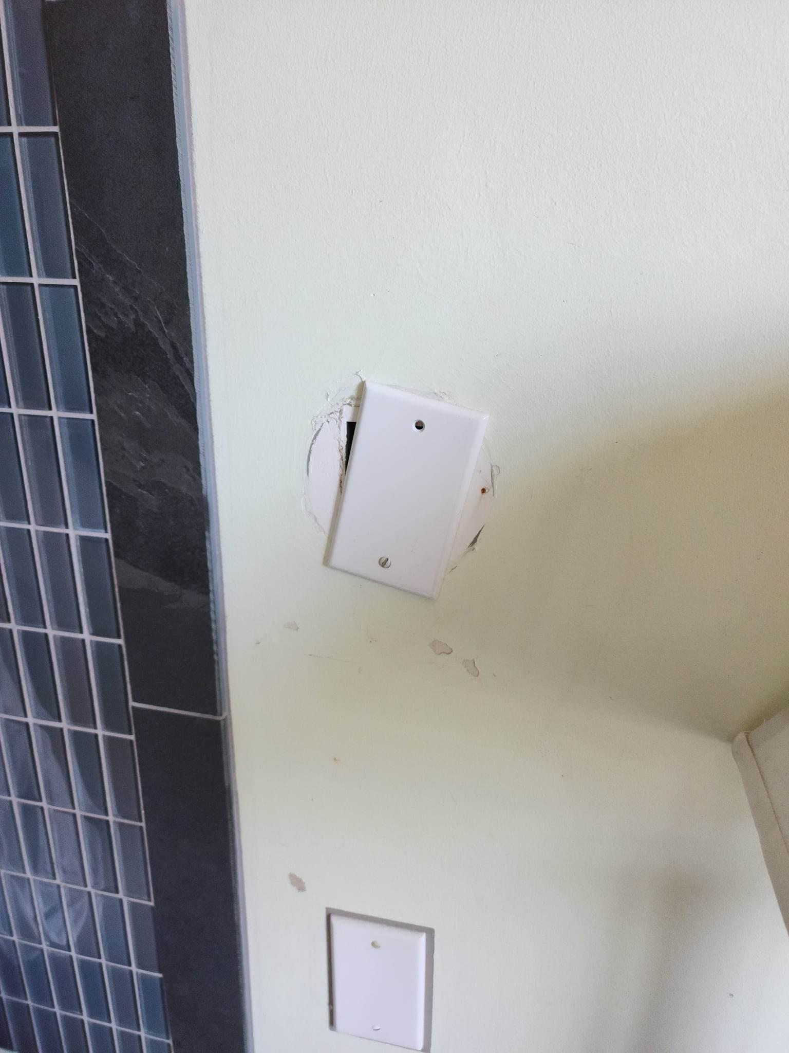 <lamp goes here>