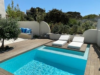 Master Suite Garden View with
Private Pool