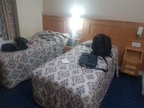 Værelse med 2 enkeltsenge.