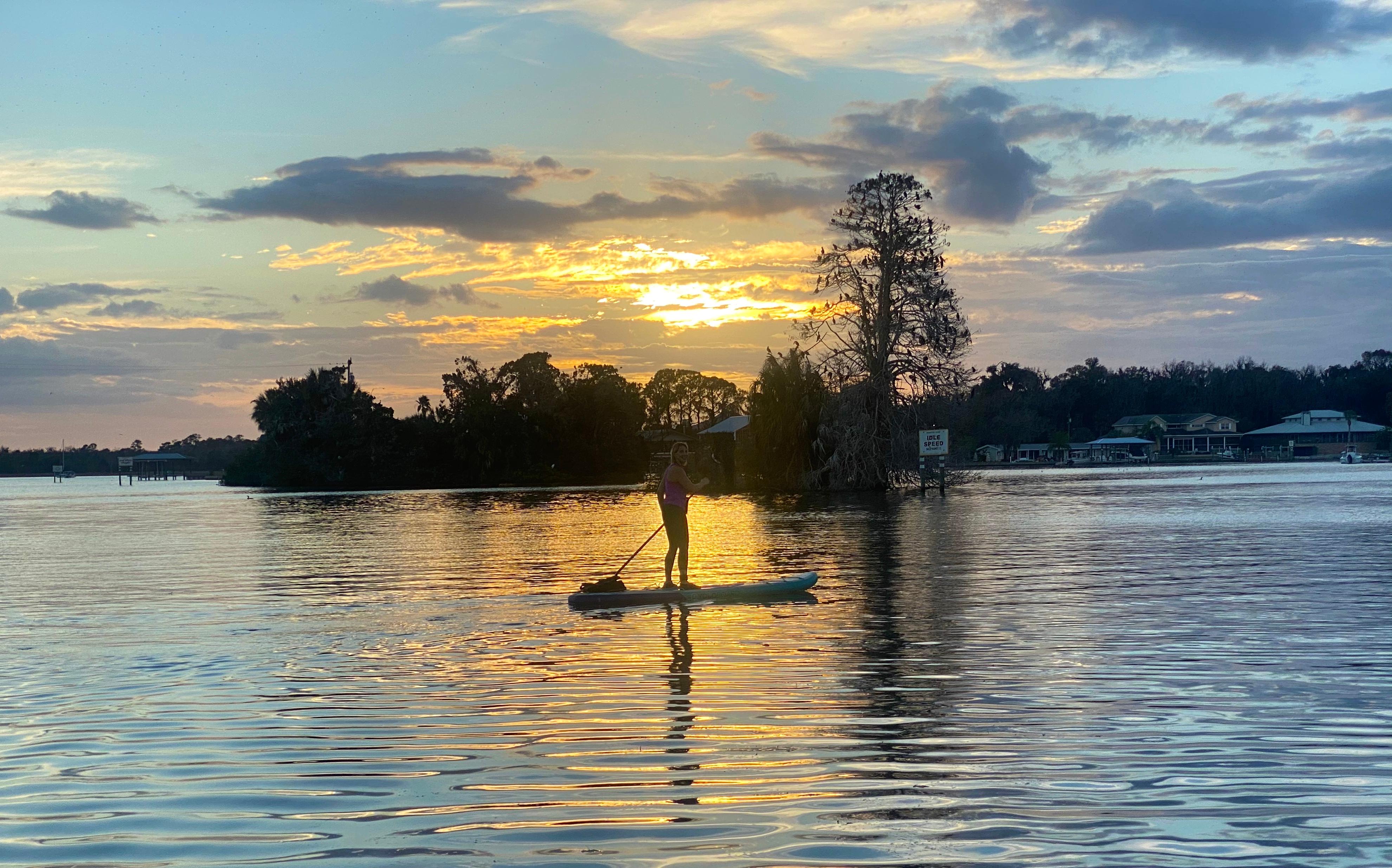 Beautiful paddle area and access to Three Sisters and Hunter Springs