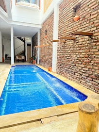 Lobby pool