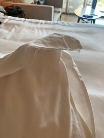 toalhas e lençóis gastos,