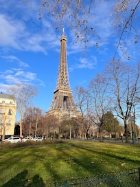 A 1km caminando del hotel