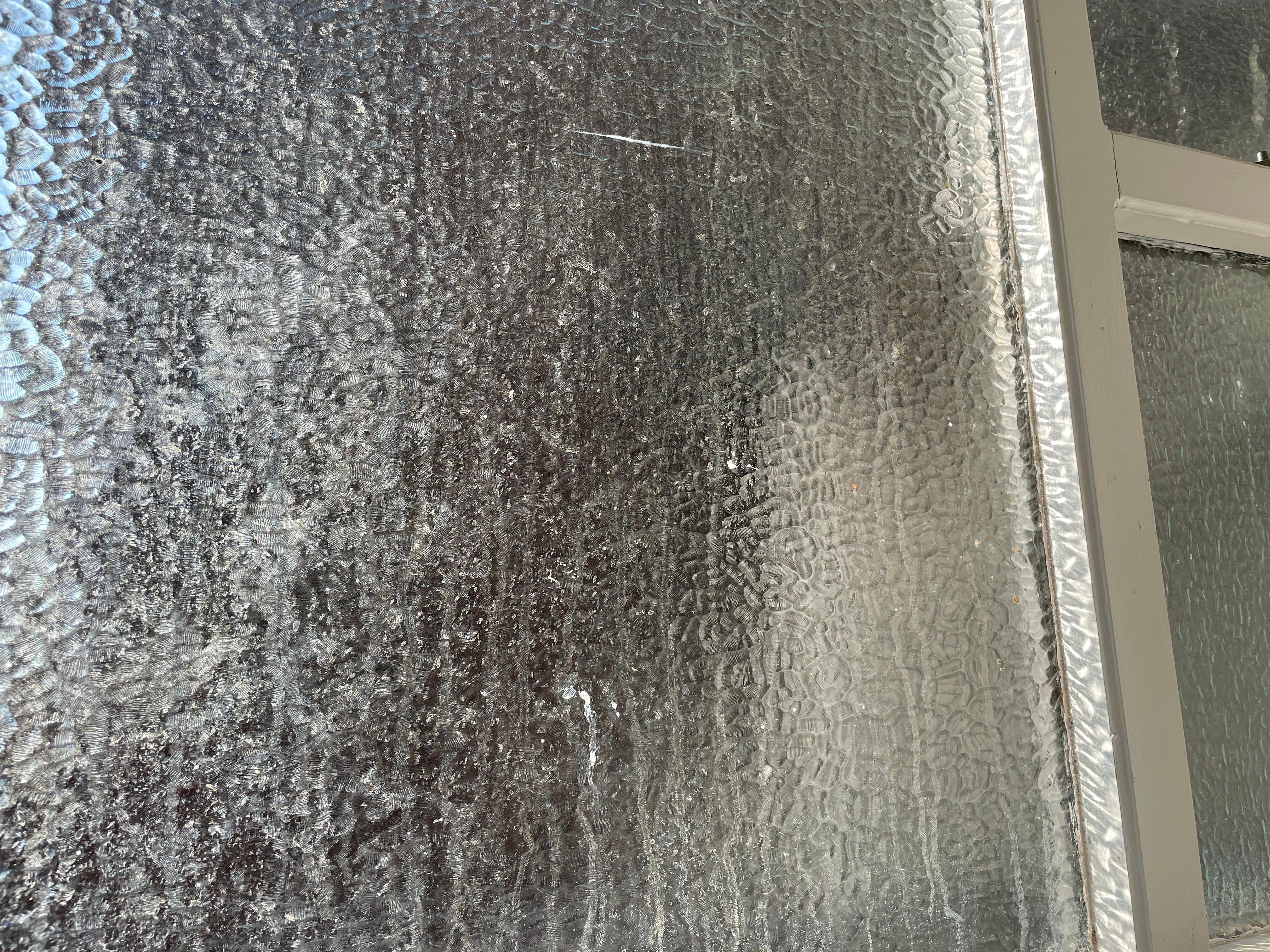 Windows not cleaned