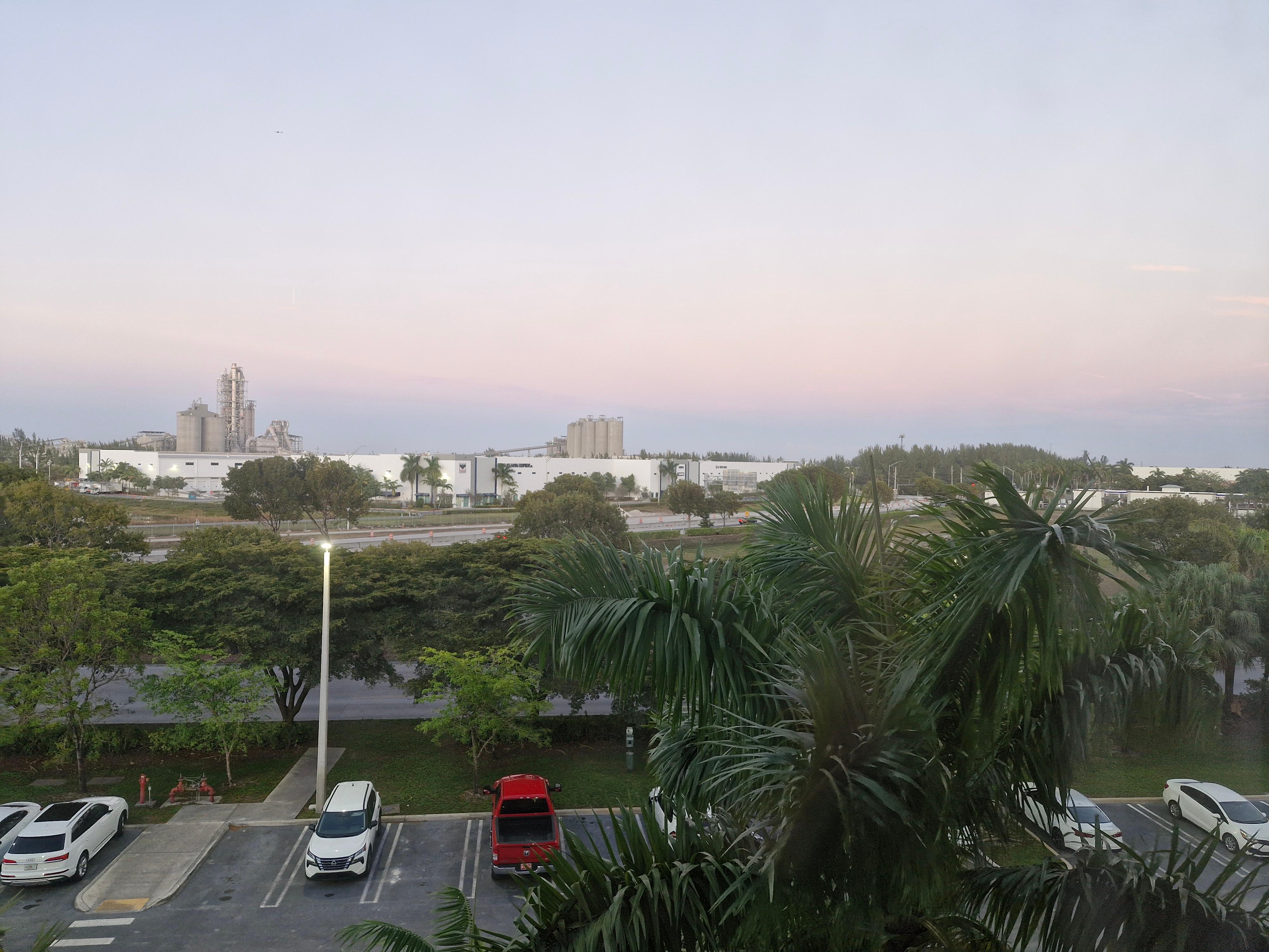 Vista da janela do penúltimo andar (4°).