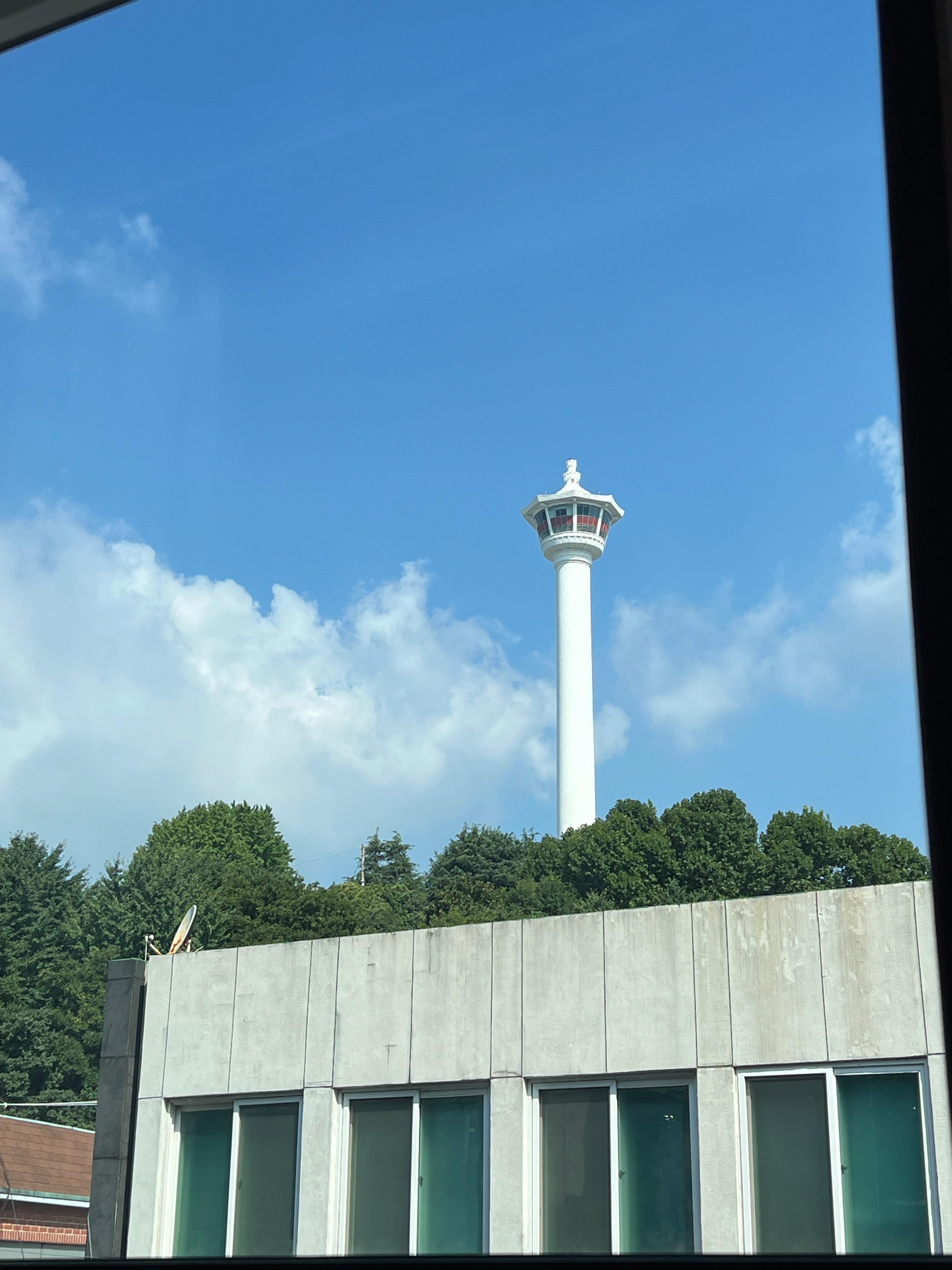 客廳看得到釜山塔