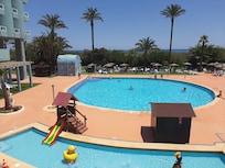 Very nice pool.