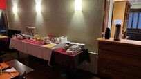 Foods and drinks are available in very early morning
