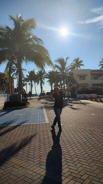 Patio entre os vários predios do hotel (obs:cada predio tem um nome)