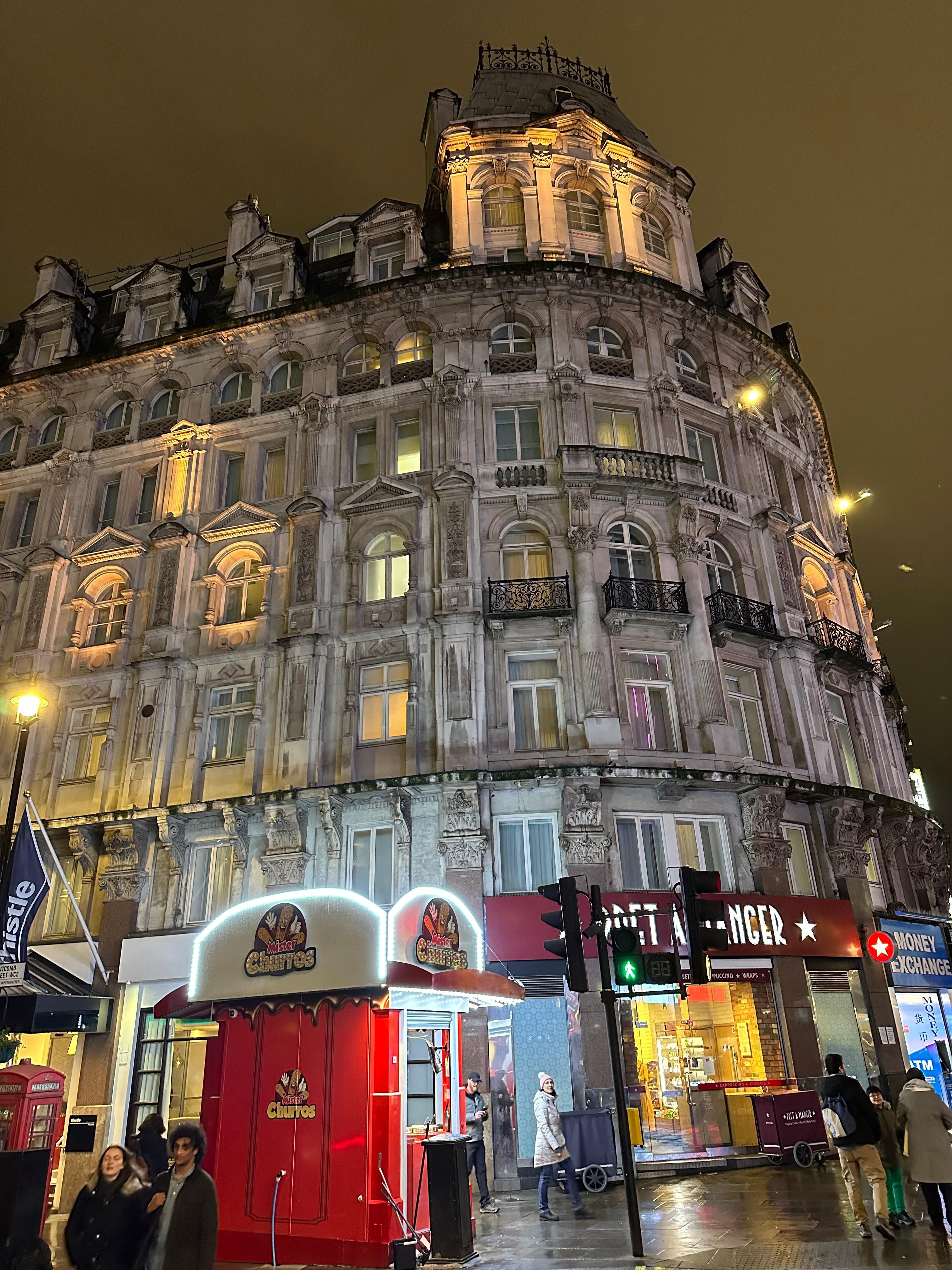 Albergo esterno