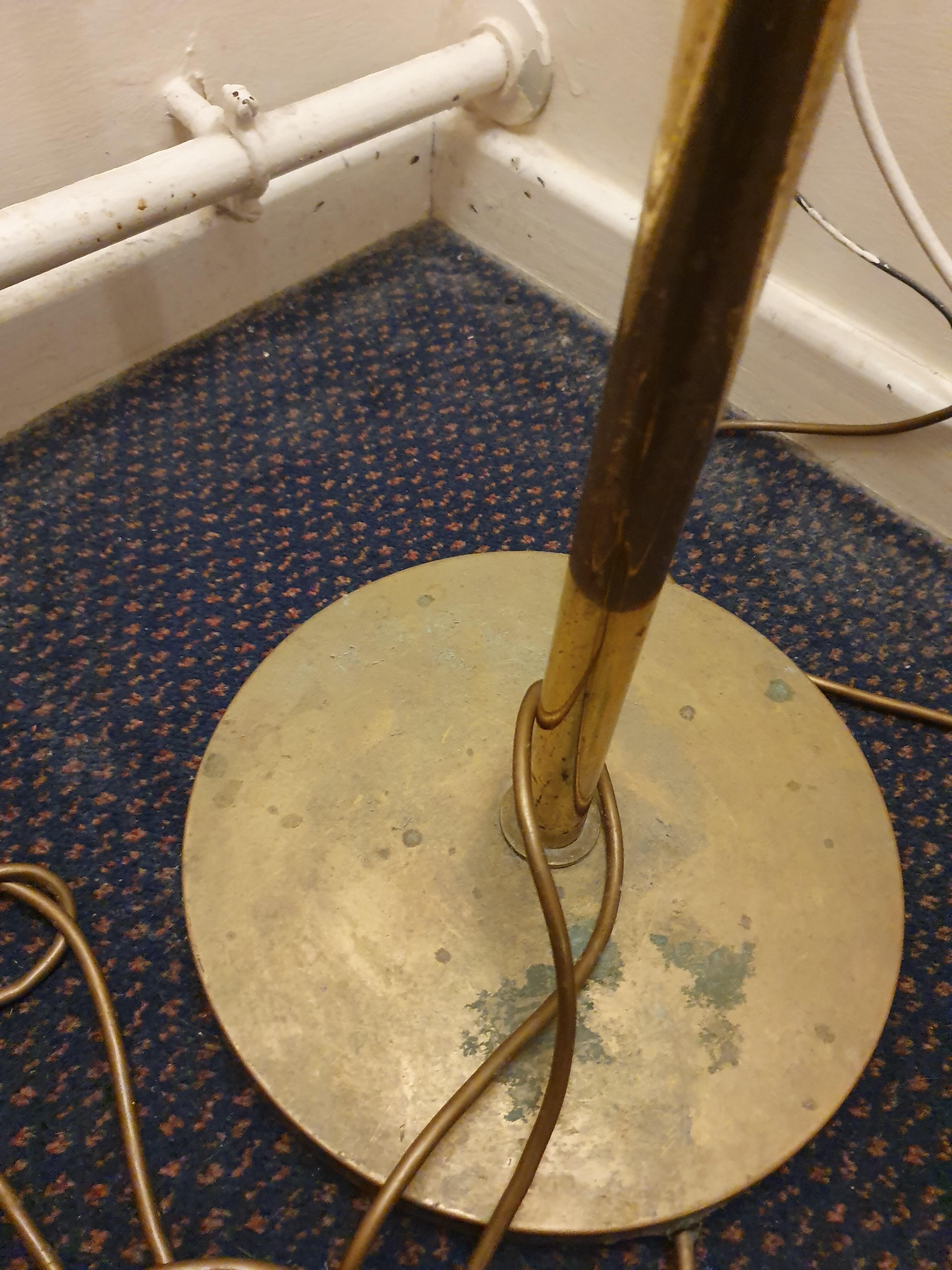 Dirt & dust everywhere