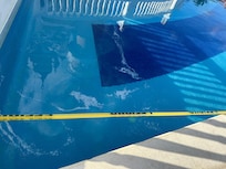 Piscina fechada às 15:00hs.