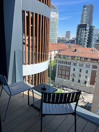 Kleine Terrasse vom Zimmer