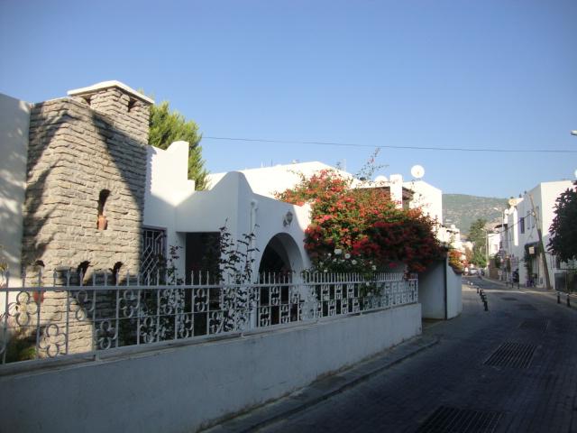 street near pansiyon