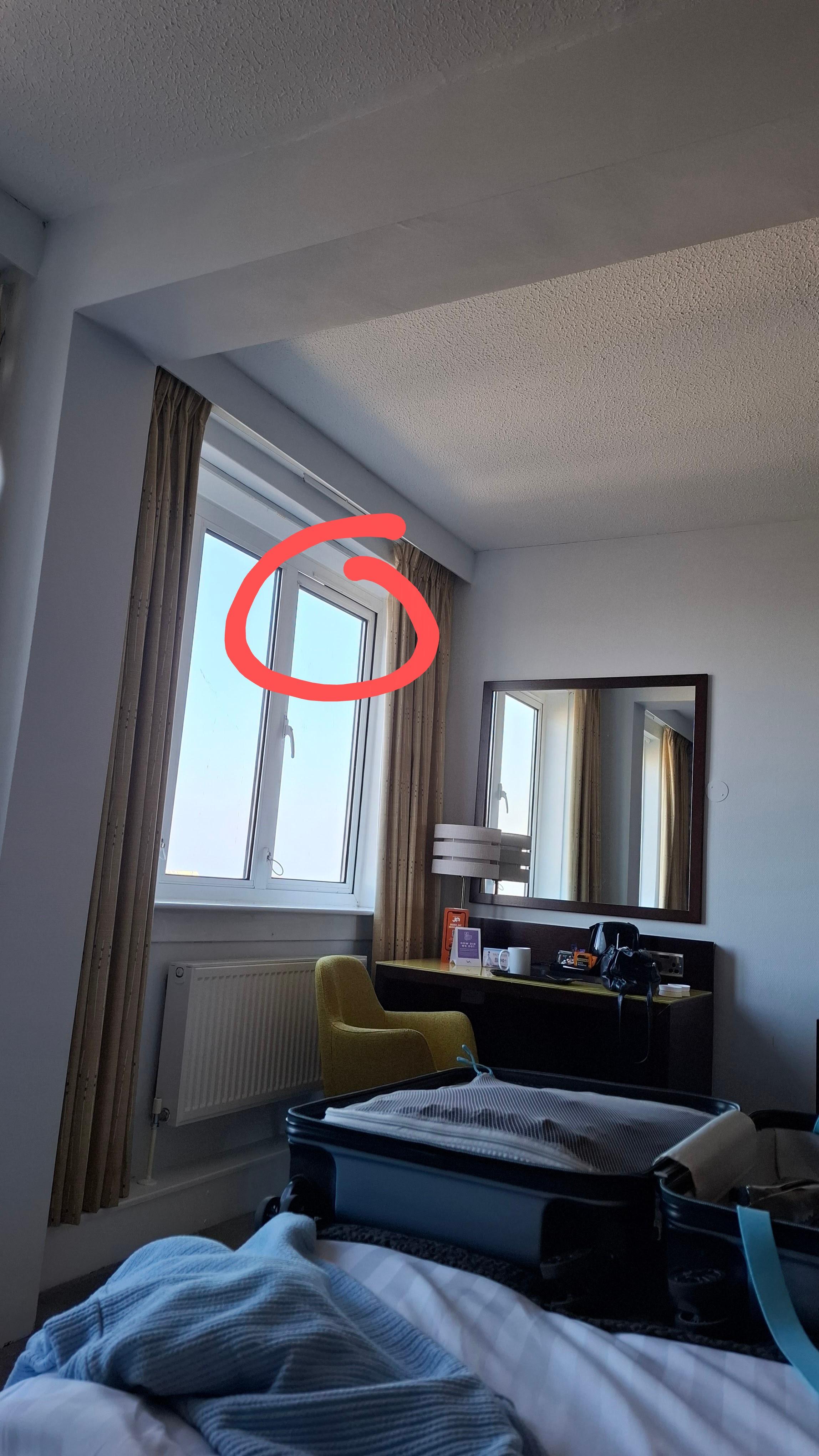 Visible gap in windows,