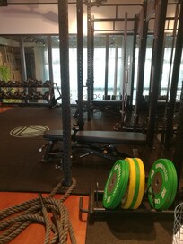 Hyvä kuntosali plussaa