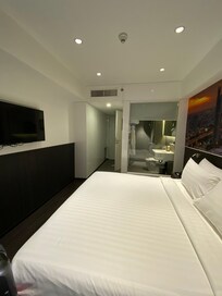 Room 513