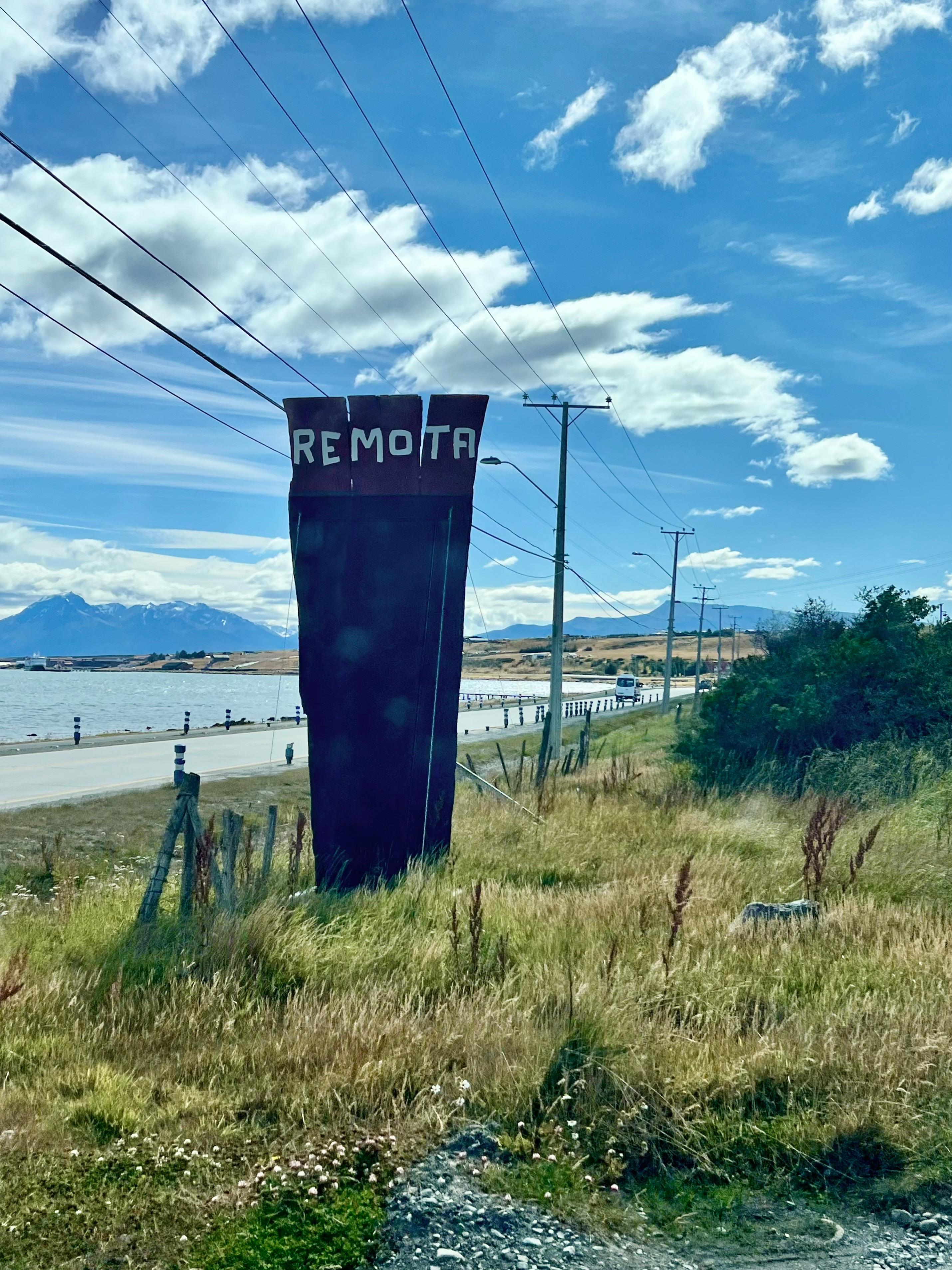 The entrance road to the hotel