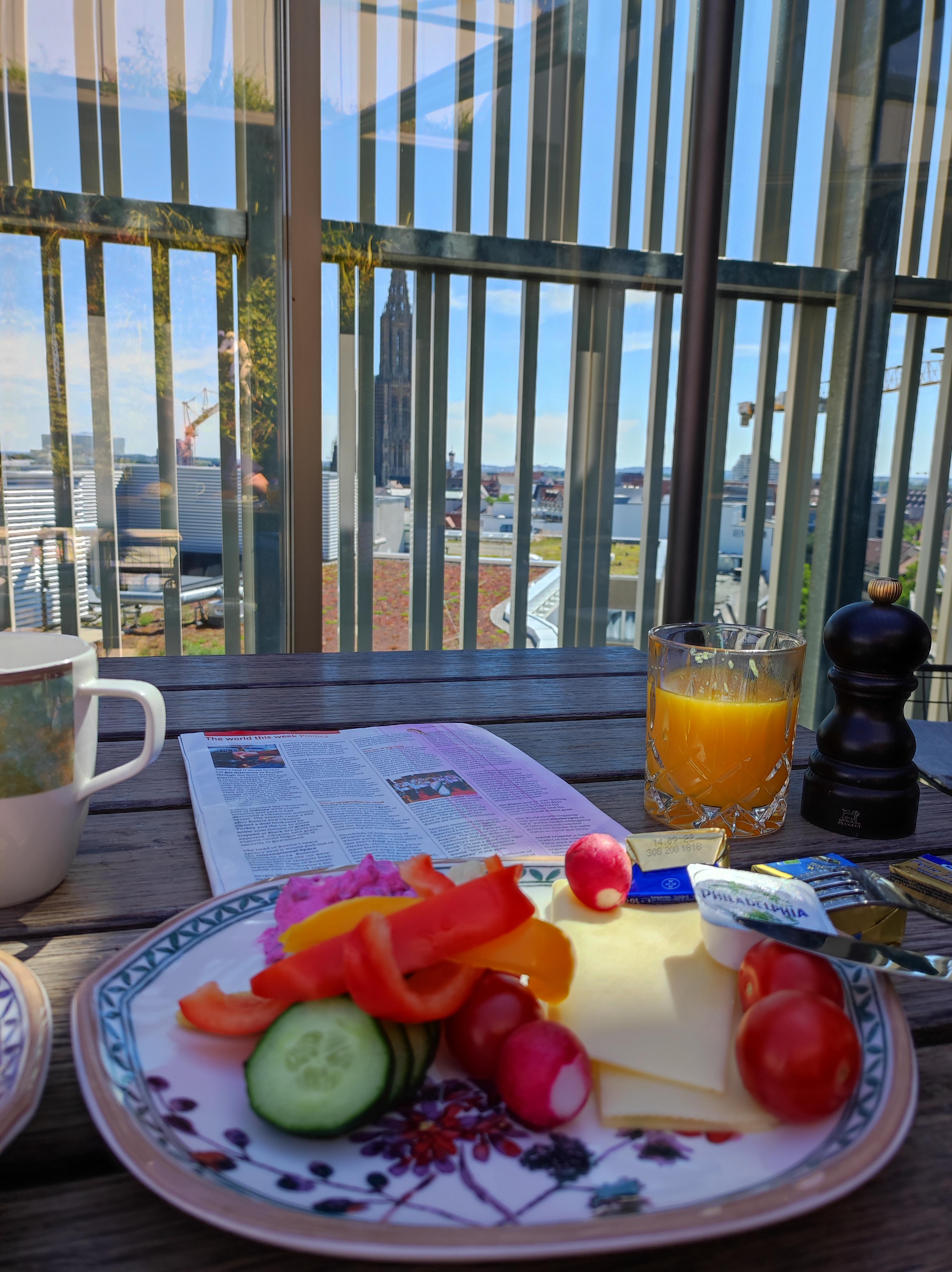 Beautiful healthy breakfast options in the rooftop lounge/cafe!